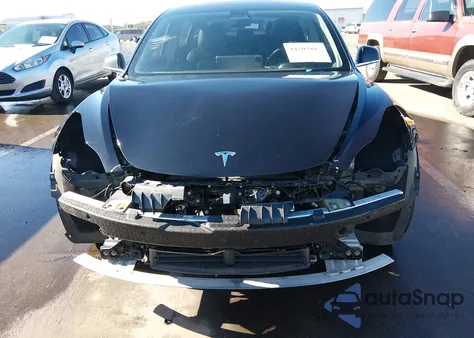 2018 Tesla Model 3 Long Range/Performance из США, поврежденный, VIN 5YJ3E1EB3JF091847